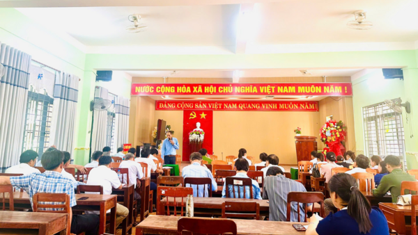 Xã Phước Giang họp triển khai phòng chống dịch tả lợn Châu Phi