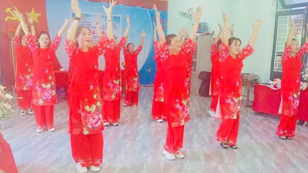 Các thôn trên địa bàn xã Phước Giang tổ chức tọa đàm gặp mặt 95 năm, Ngày thành lập Hội Nông dân Việt Nam (14/10/1930 - 14/10/2025)