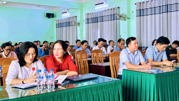 Xã Phước Giang tập huấn bồi dưỡng kiến thức, kỹ năng cho đội ngũ tuyên truyền viên pháp luật và hòa giải viên ở cơ sở trên địa bàn xã năm 2026